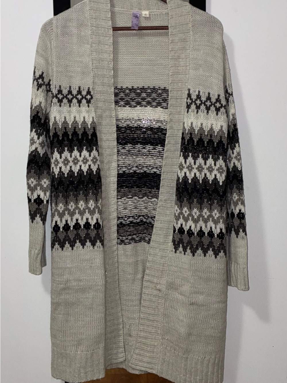 Alya Francesca’s Cardigan in Gray & Black Size Small